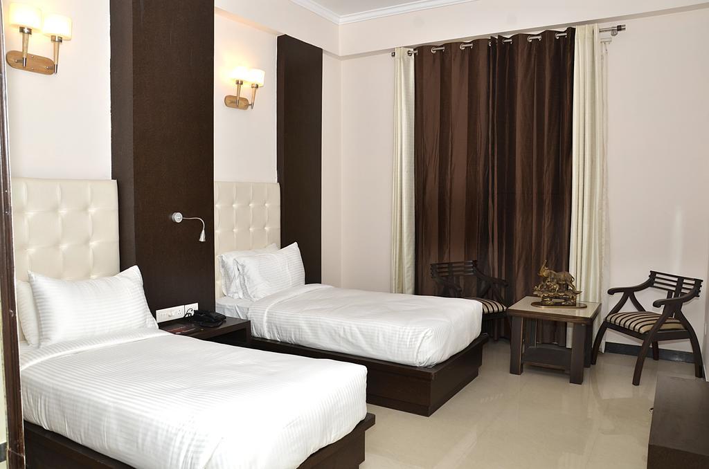 Hotel Crimson Palace Agra  Habitación foto